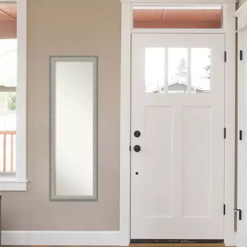 Miroir de porte encadré, finition étain brossé élégant