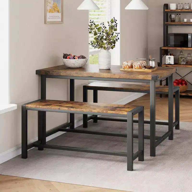 Table de salle à manger avec pieds en métal