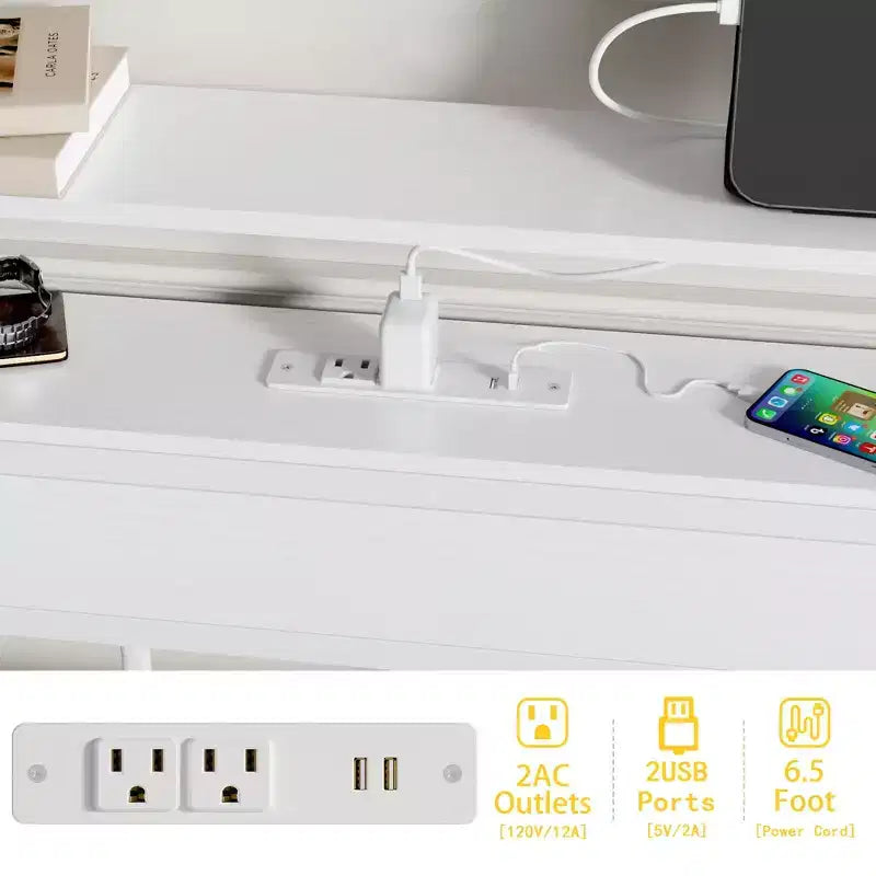 Cadre de lit blanc avec lumières LED