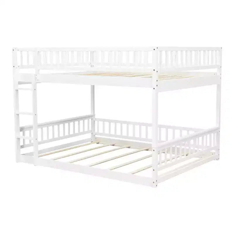Lit superposé en bois avec échelle, barrières de sécurité et design convertible