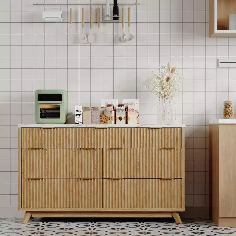 Commode de style moderne avec tiroirs