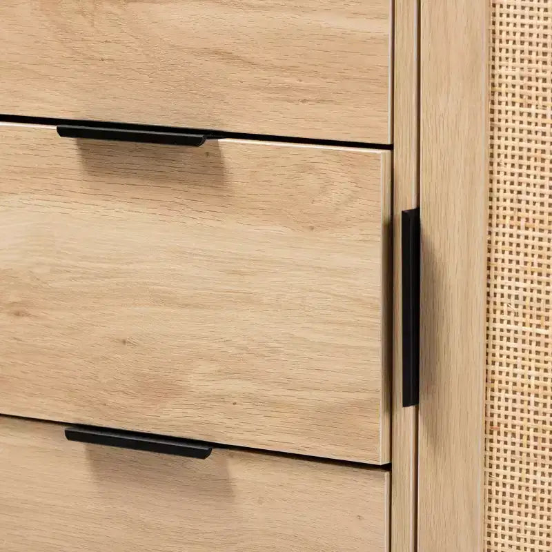 Buffet à tiroirs en bois et rotin