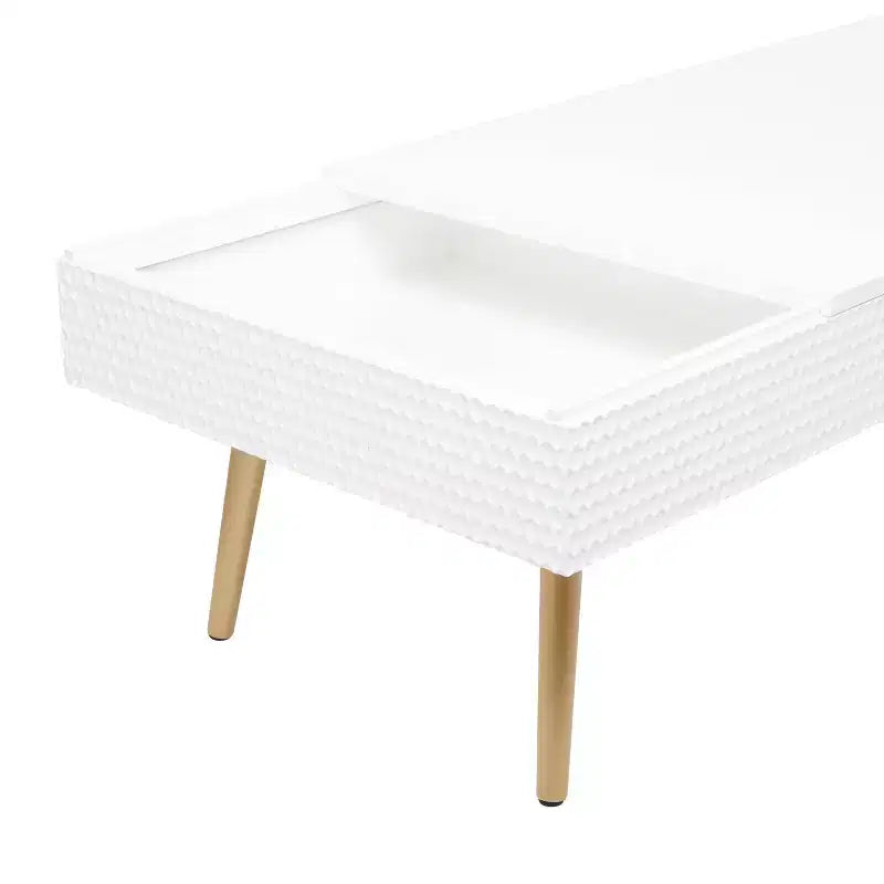 Table basse contemporaine en bois blanc
